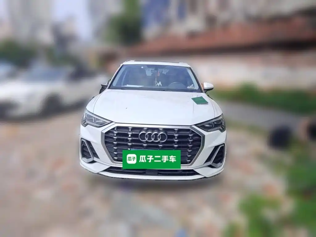 Audi Q3 — фото 2