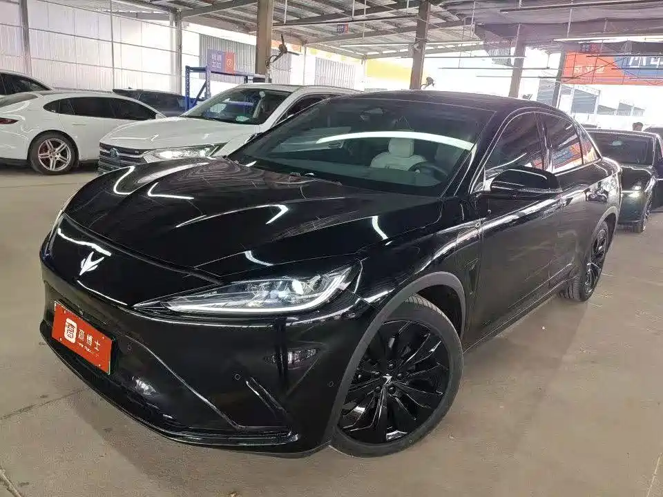 ARCFOX Alpha S