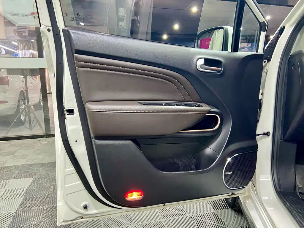 Aion Trumpchi GE3 — фото 8
