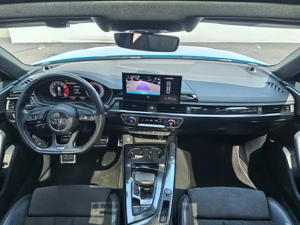 Audi A4 (Import) — фото 7