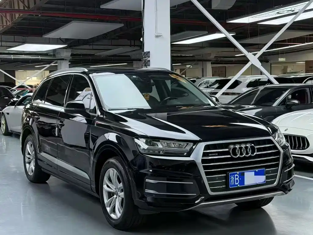 Audi Q7 — фото 3