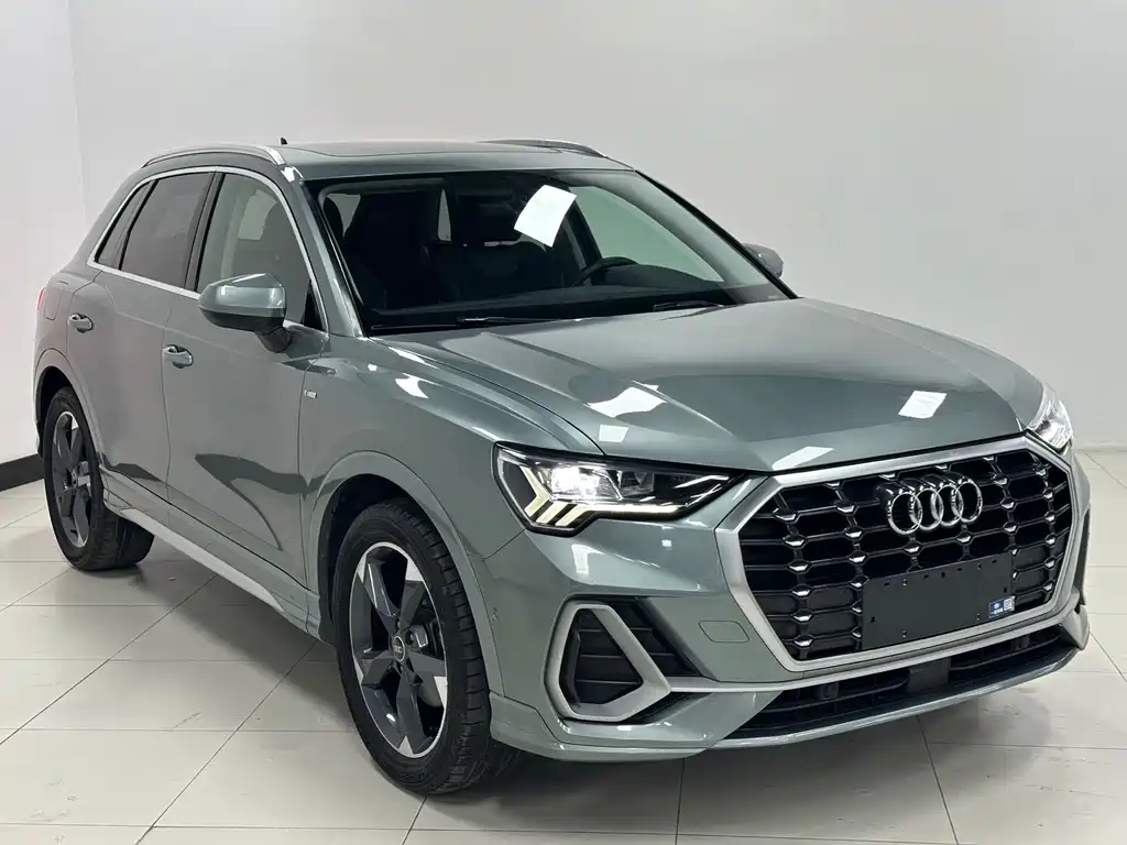 Audi Q3 — фото 3