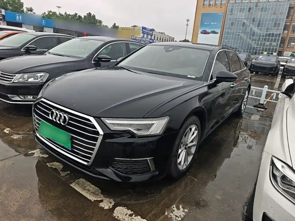 Audi A6L — фото 2