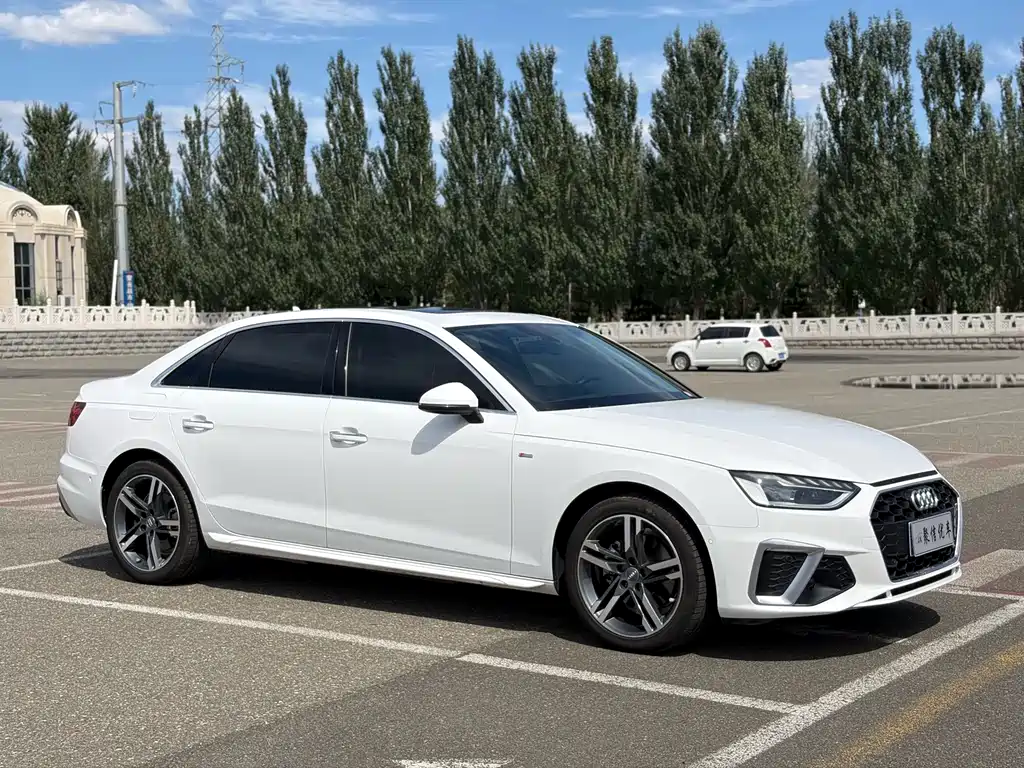 Audi A4L — фото 4
