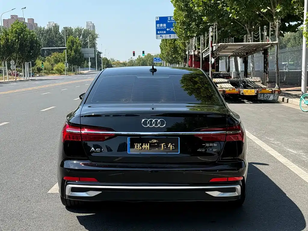 Audi A6L — фото 20