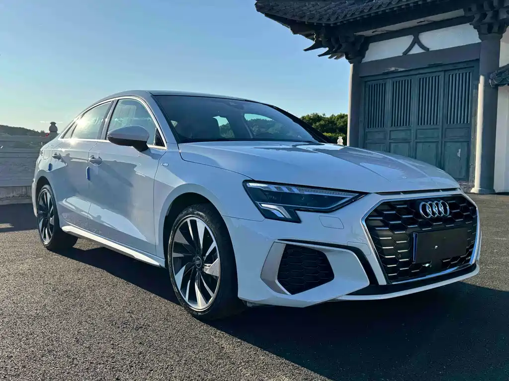 Audi A3 — фото 3