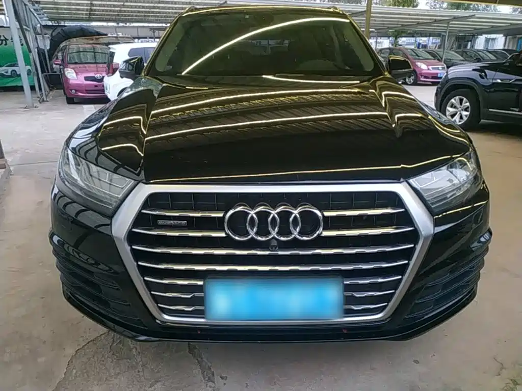 Audi Q7 — фото 3