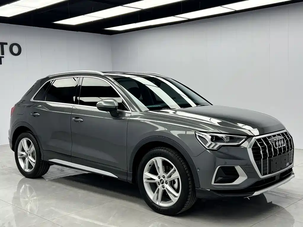 Audi Q3 — фото 3