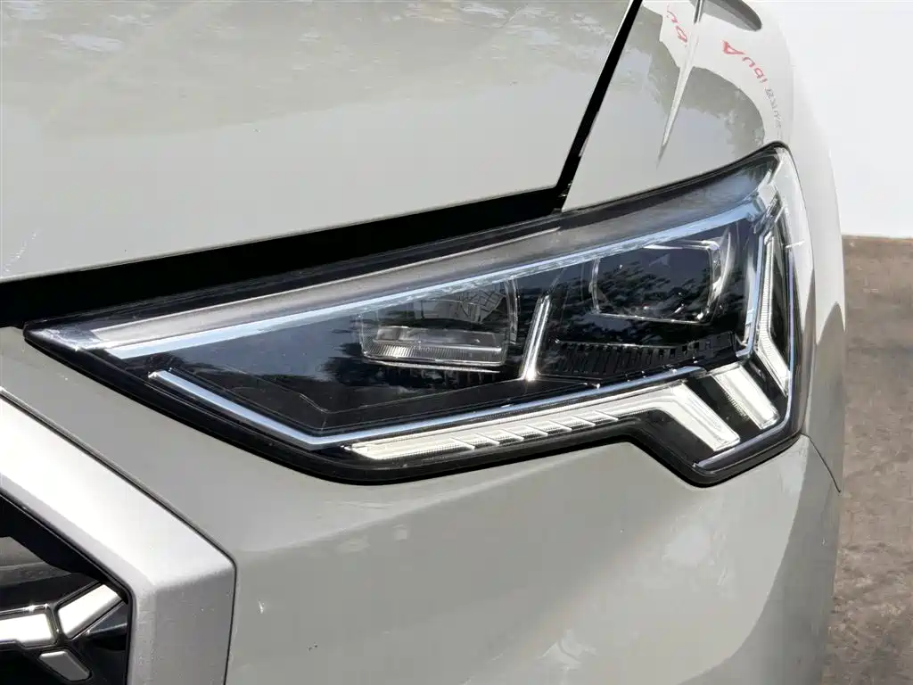Audi Q3 — фото 20