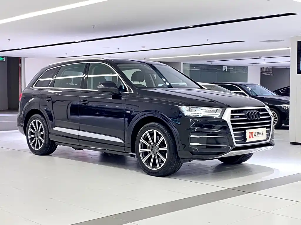 Audi Q7 — фото 2