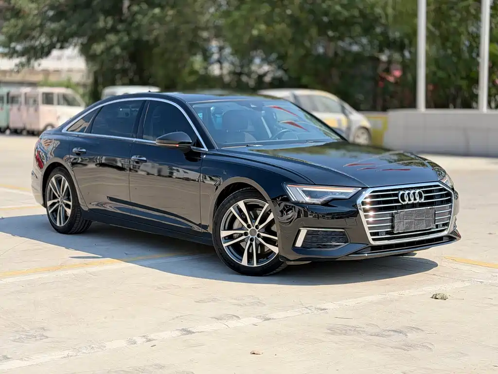 Audi A6L — фото 2