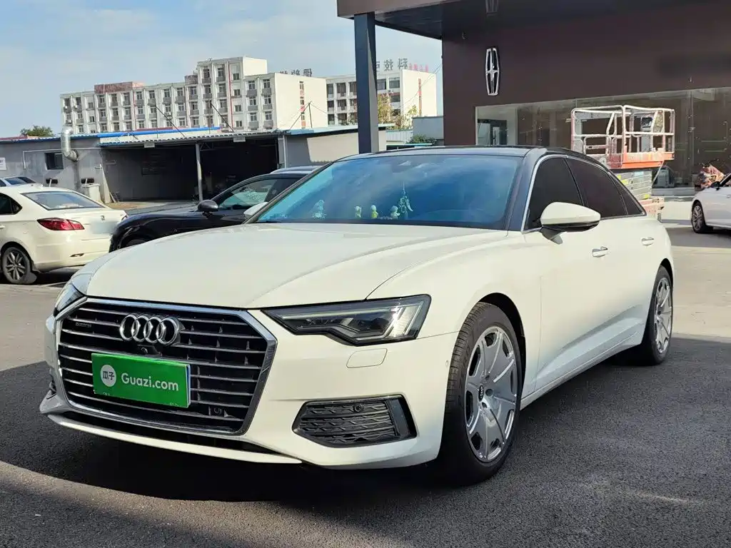 Audi A6L — фото 2