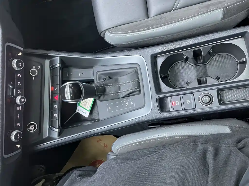 Audi Q3 Sportback — фото 13