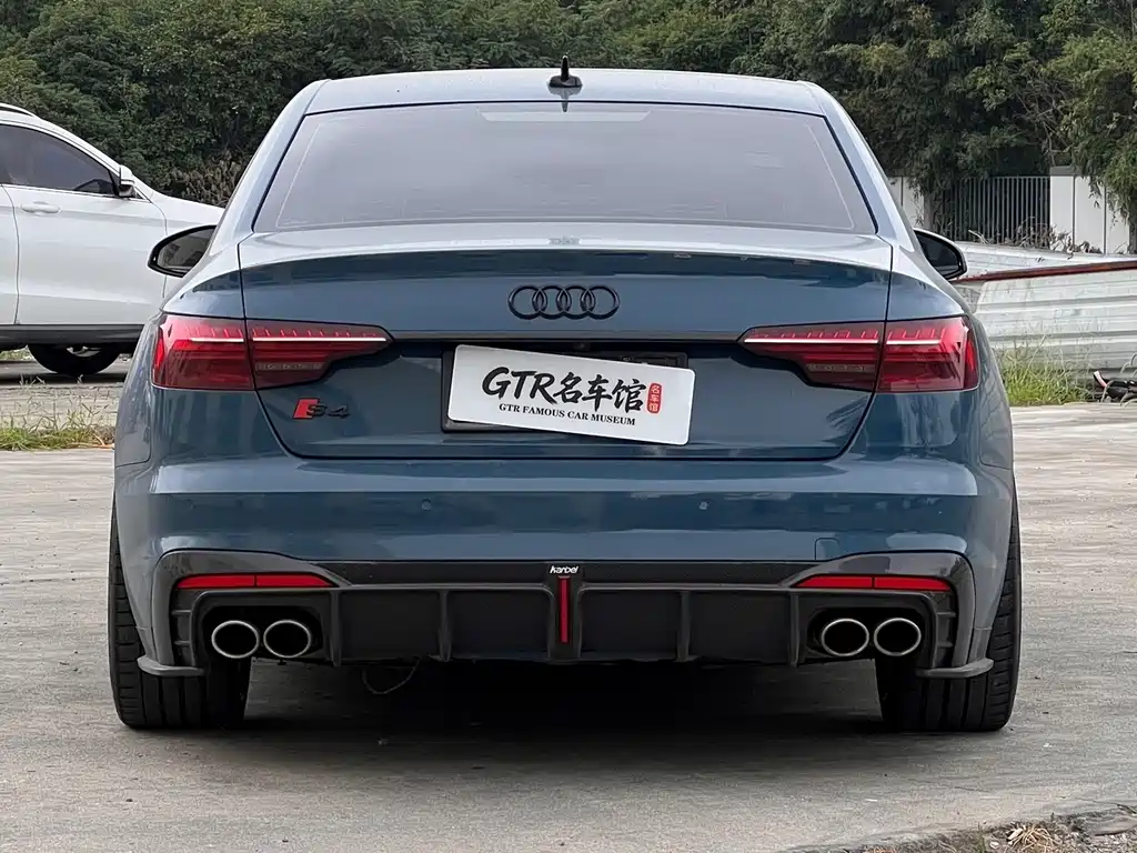 Audi S4 — фото 6