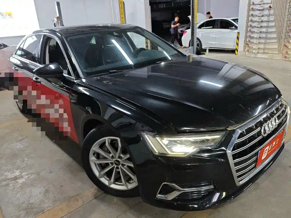 Audi A6L — фото 2