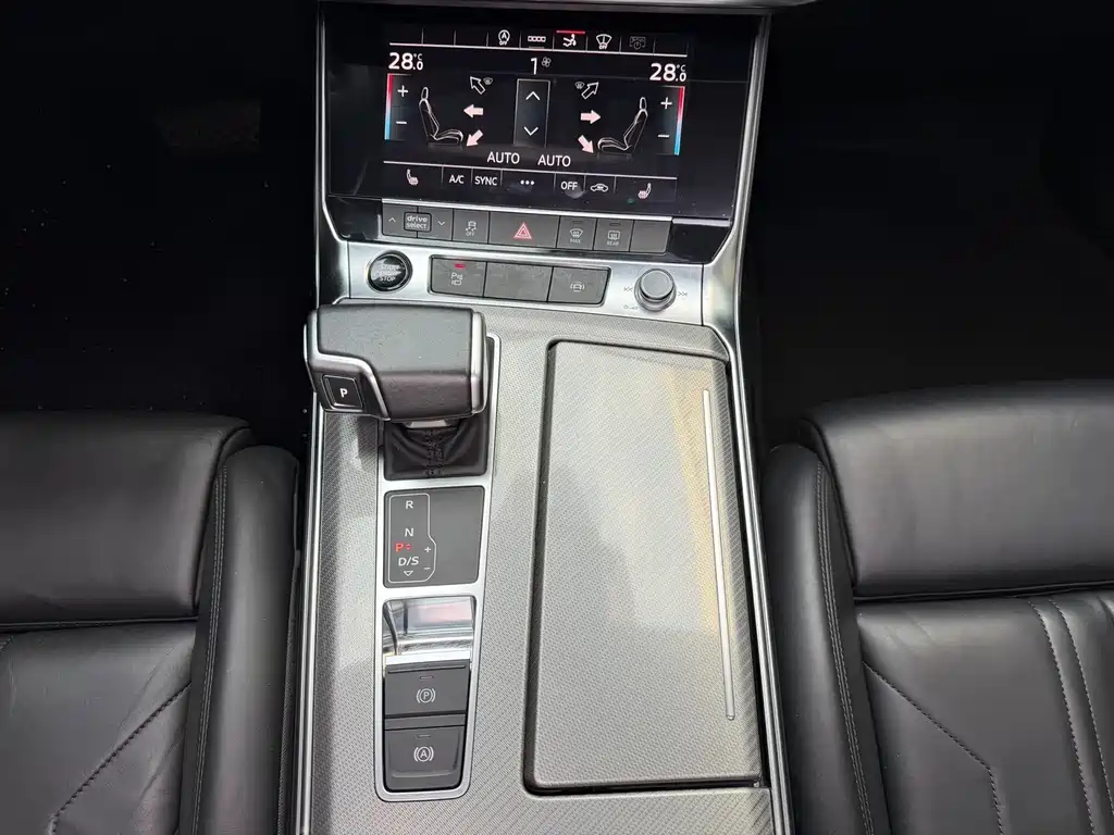 Audi A7 — фото 9
