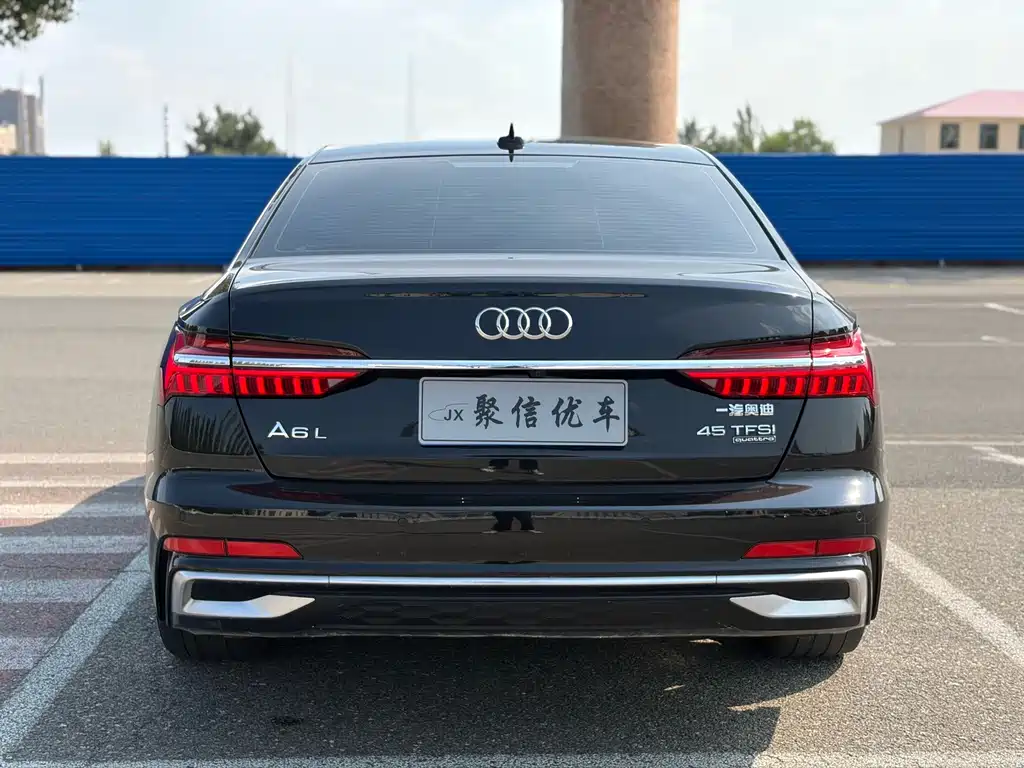Audi A6L — фото 20