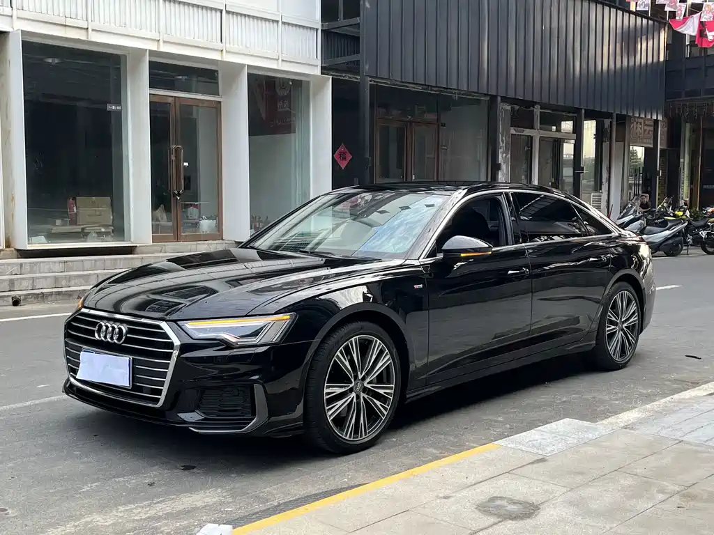 Audi A6L — фото 2