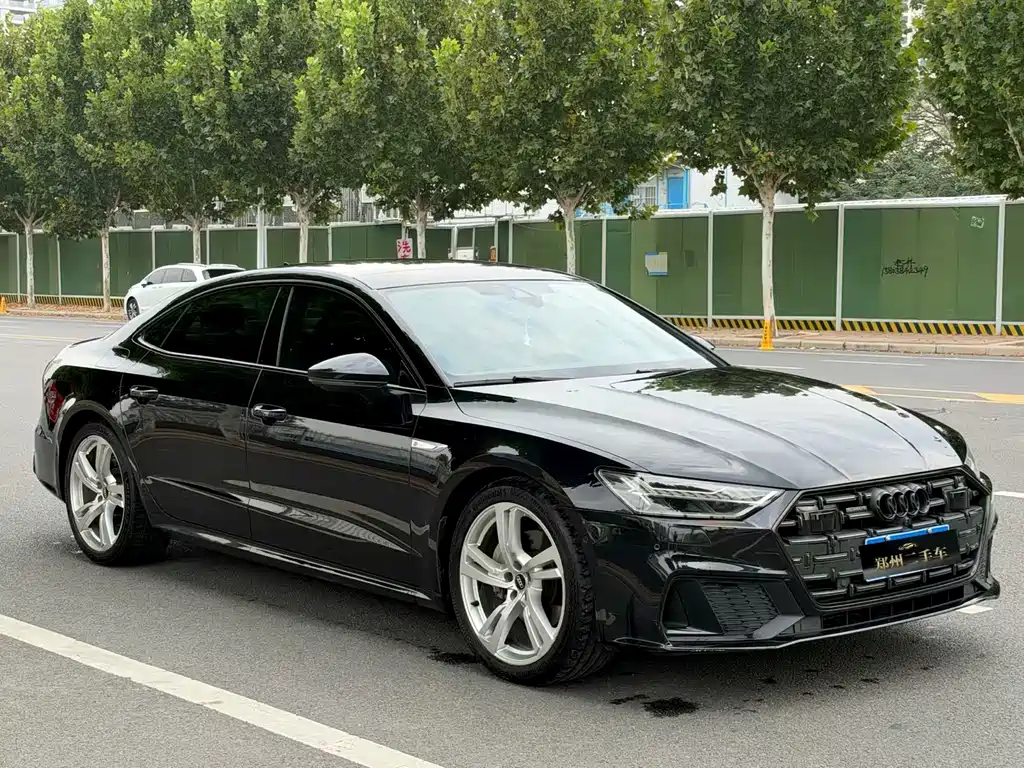 Audi A7L — фото 3
