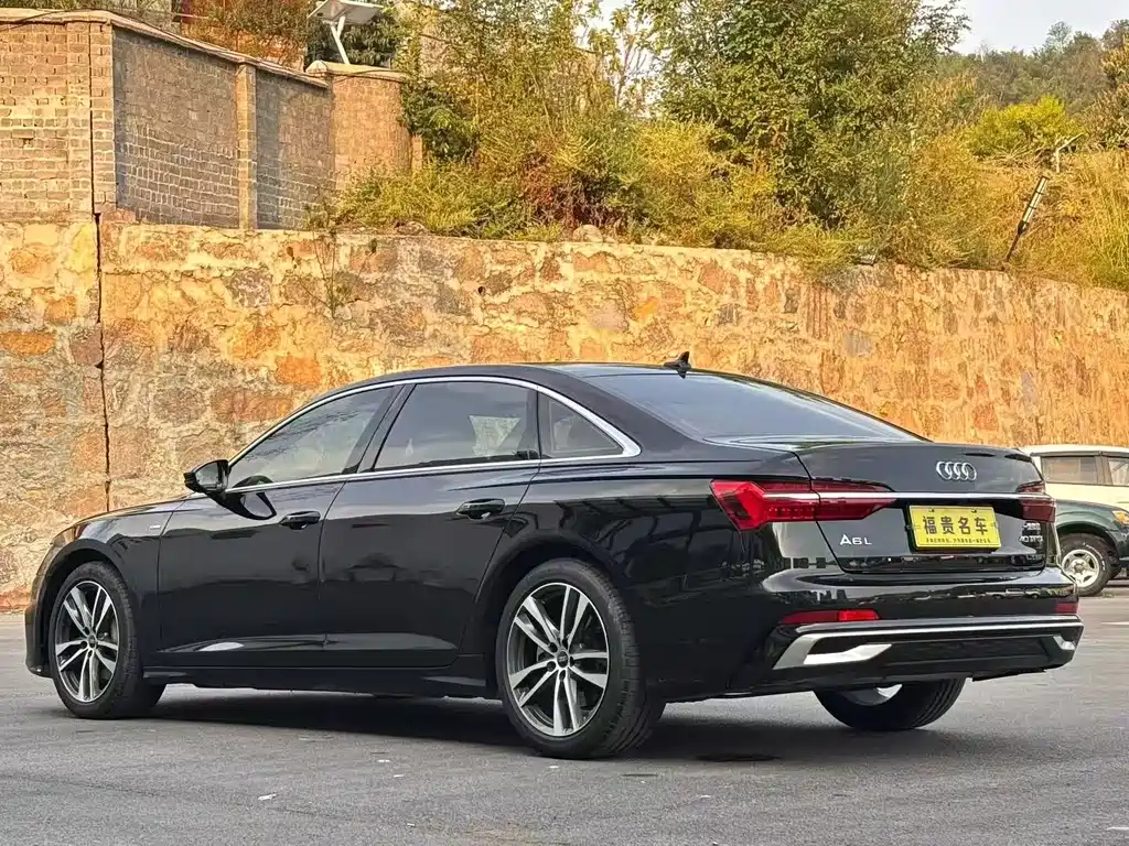 Audi A6L — фото 5
