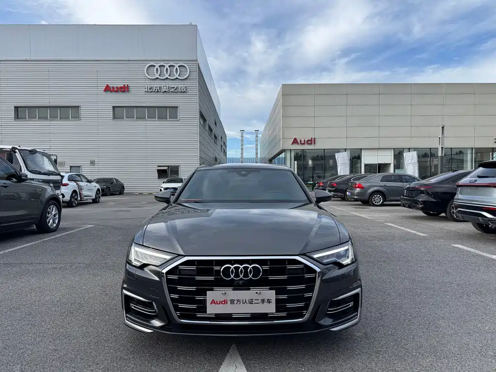 Audi A6L — фото 2