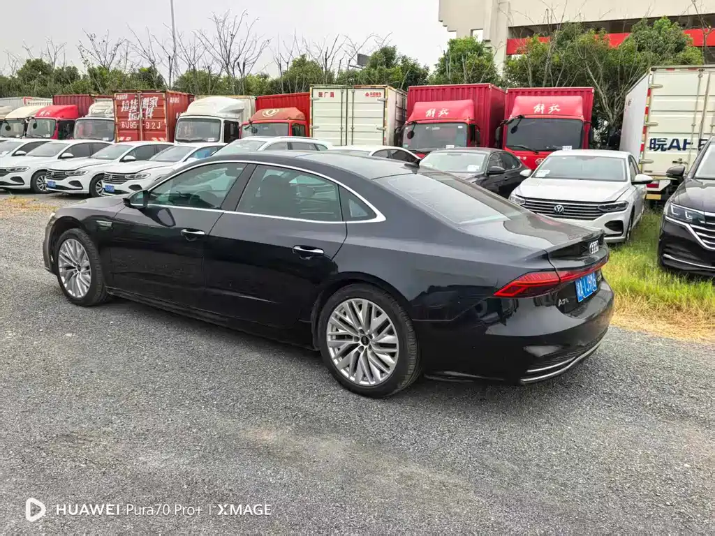 Audi A7L — фото 6