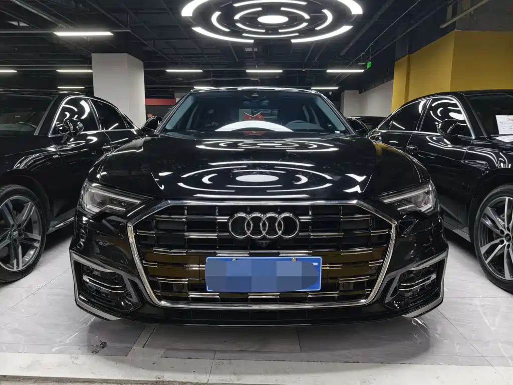 Audi A6L — фото 2