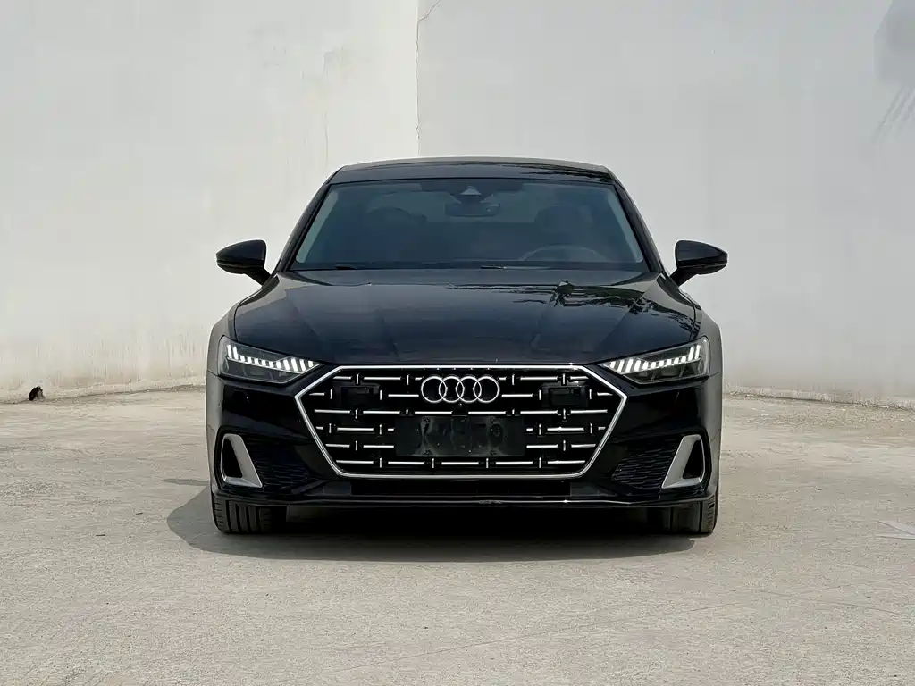 Audi A7L — фото 2