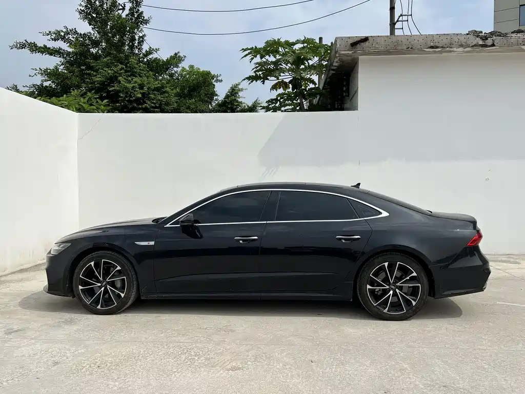 Audi A7L — фото 3