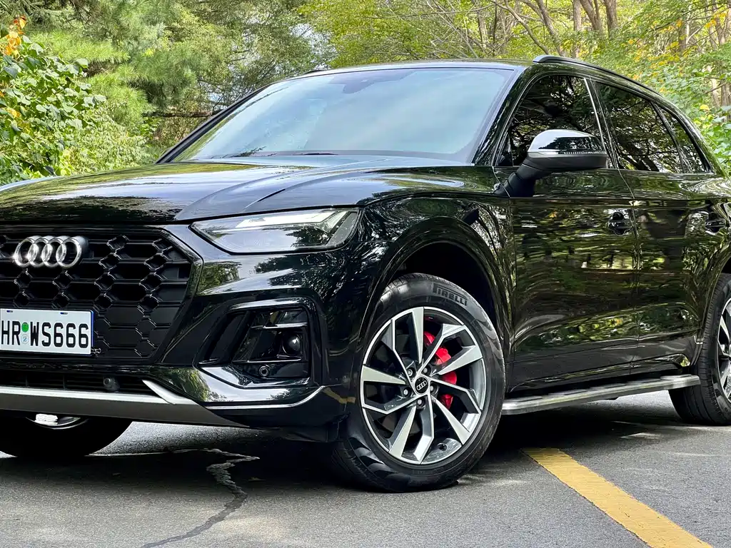 Audi Q5L — фото 2