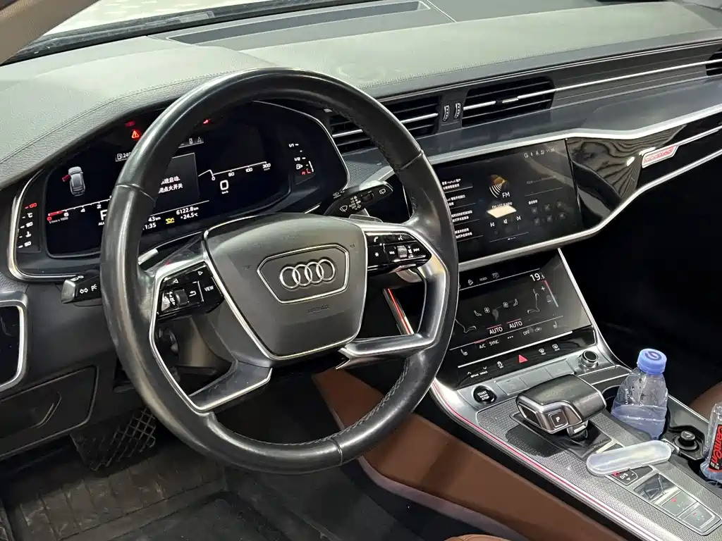 Audi A6 (Import) — фото 5