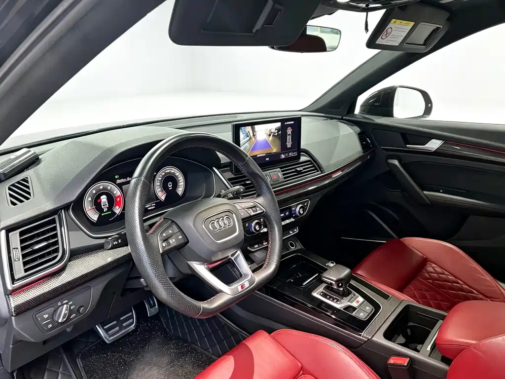 Audi SQ5 — фото 10