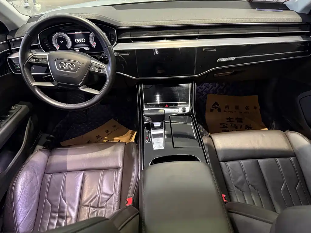 Audi A8 — фото 3