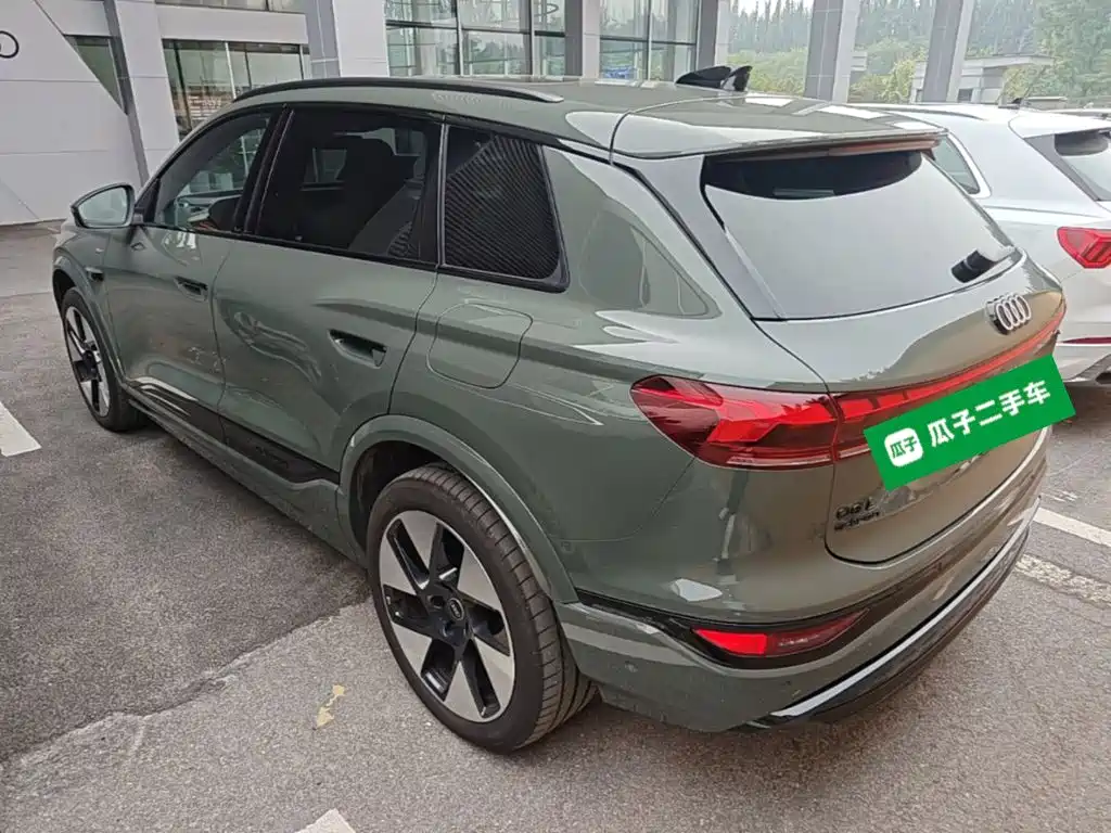 Audi Q6L e-tron — фото 5