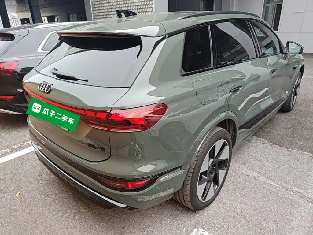 Audi Q6L e-tron — фото 7