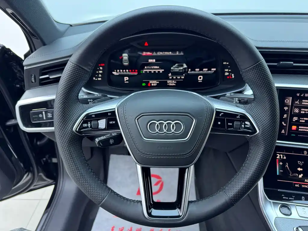 Audi A6L — фото 11