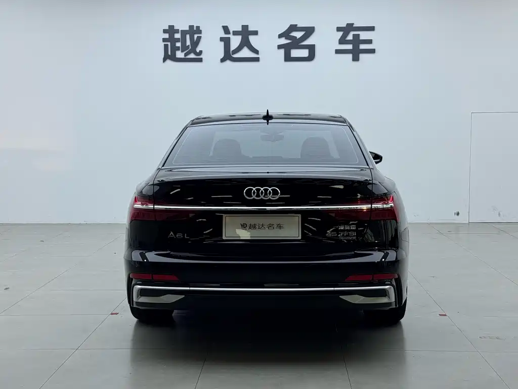 Audi A6L — фото 20