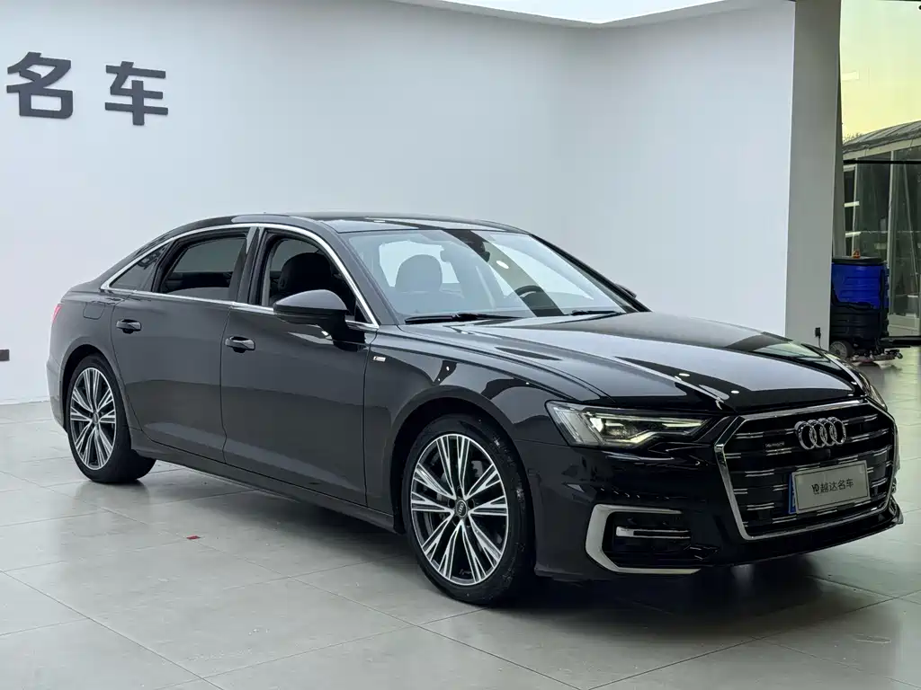 Audi A6L — фото 5