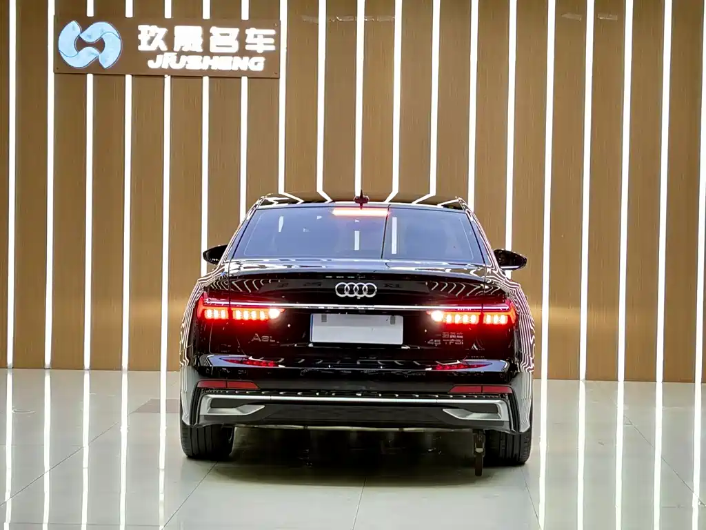 Audi A6L — фото 19