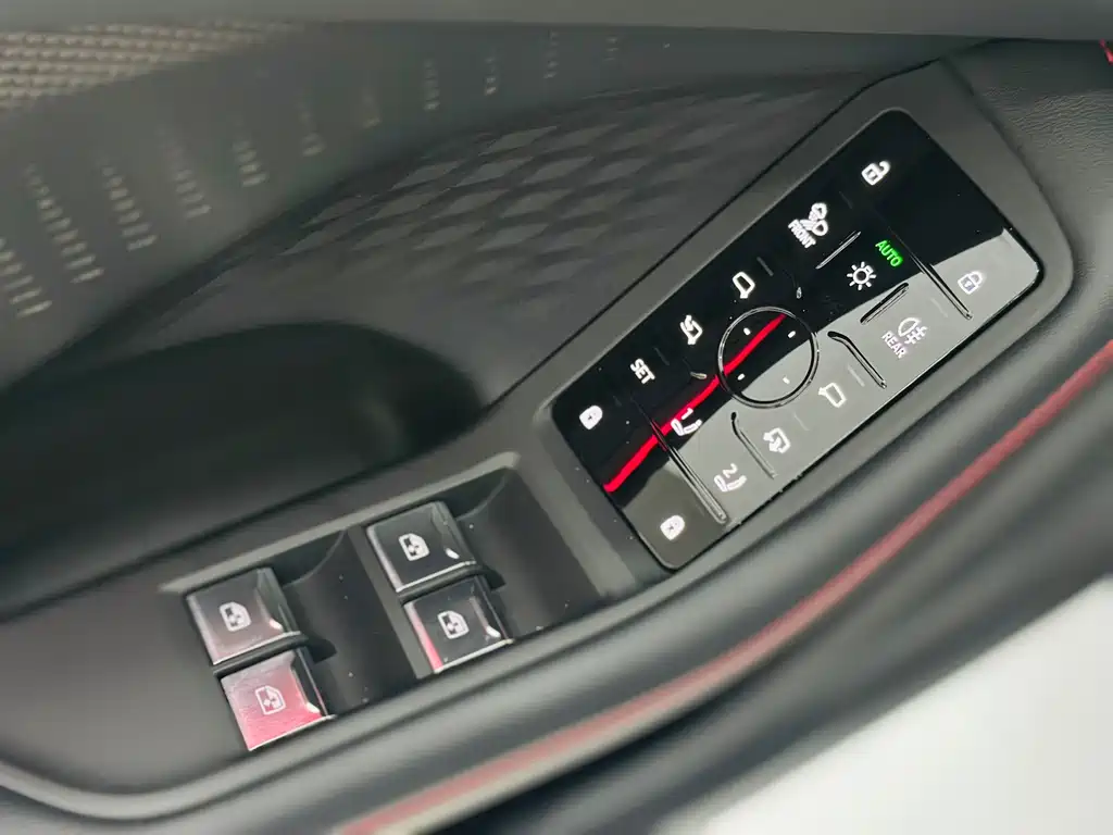 Audi A5L Sportback — фото 13