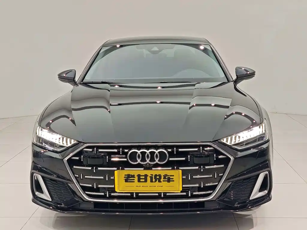 Audi A7L — фото 2