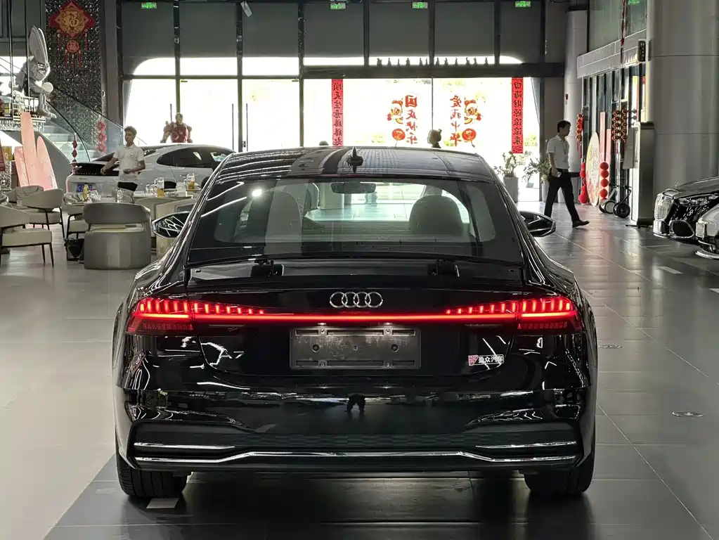 Audi A7 — фото 8
