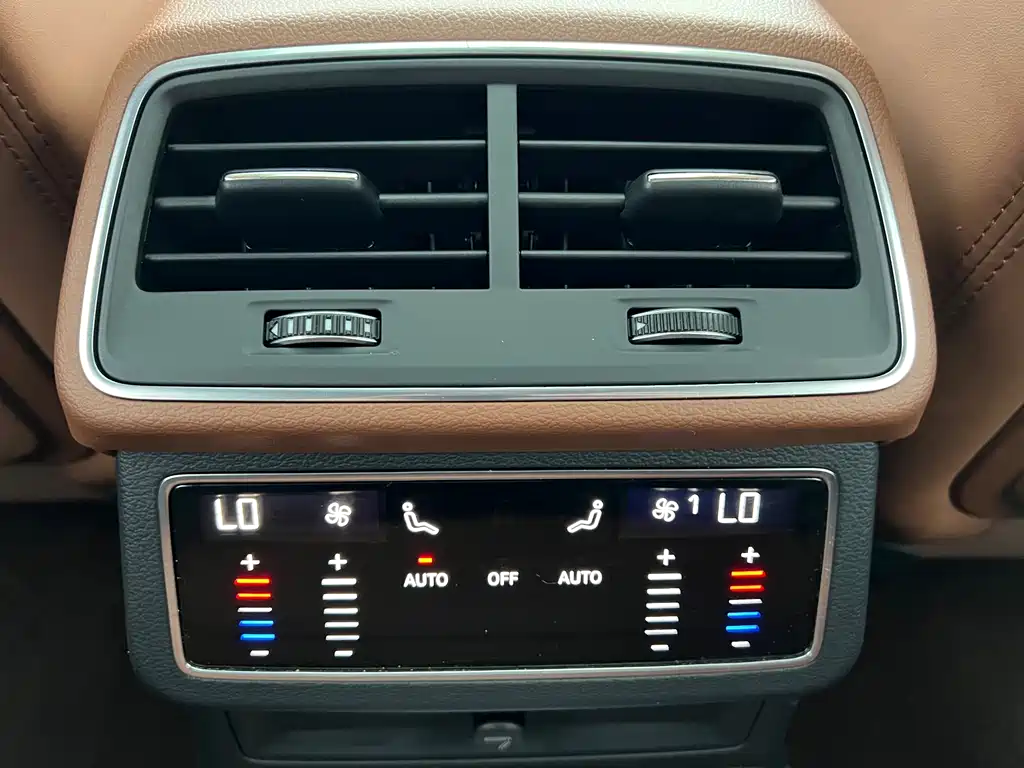 Audi A7 — фото 14