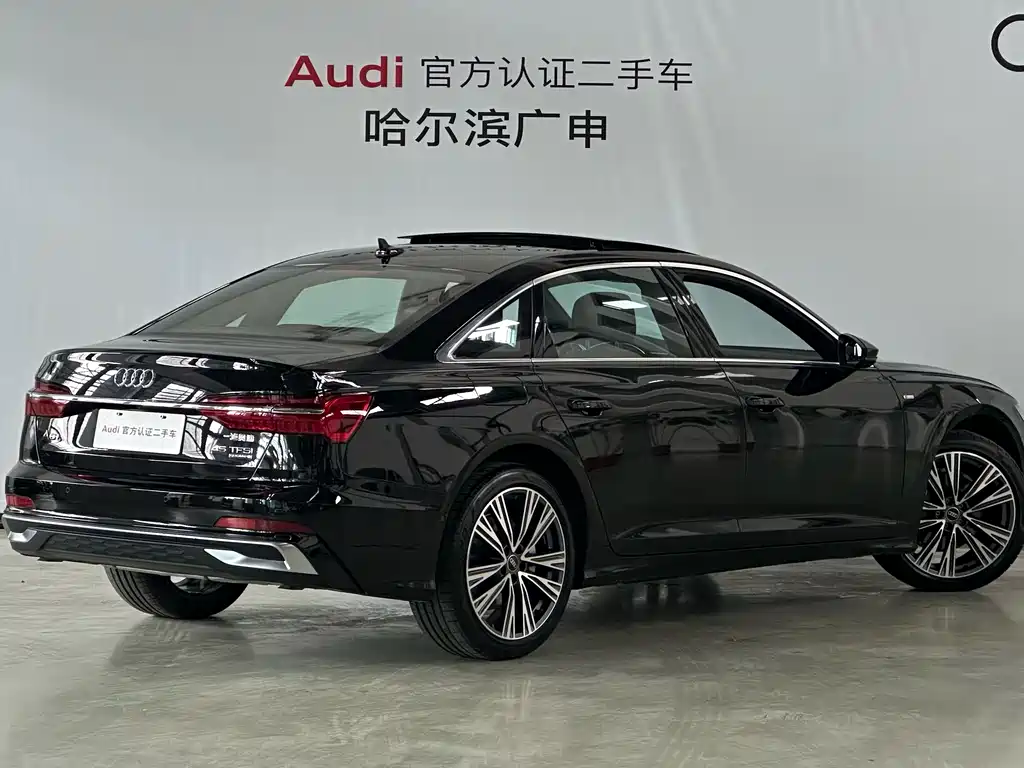 Audi A6L — фото 2