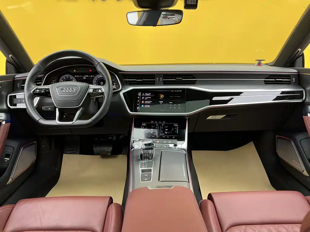 Audi A7L — фото 14