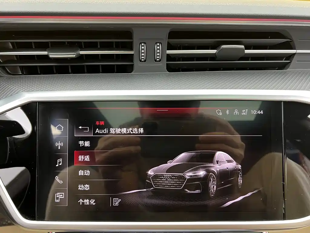 Audi A7L — фото 44