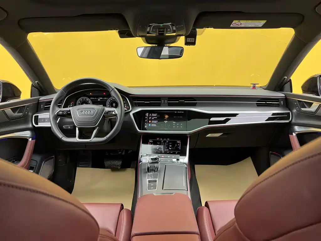 Audi A7L — фото 46