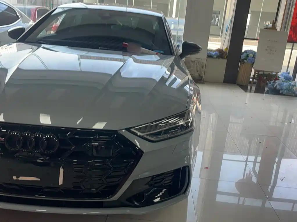 Audi A7L — фото 3