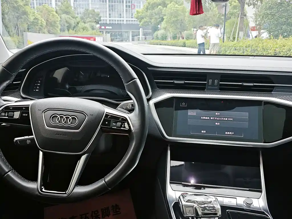Audi A7 — фото 10