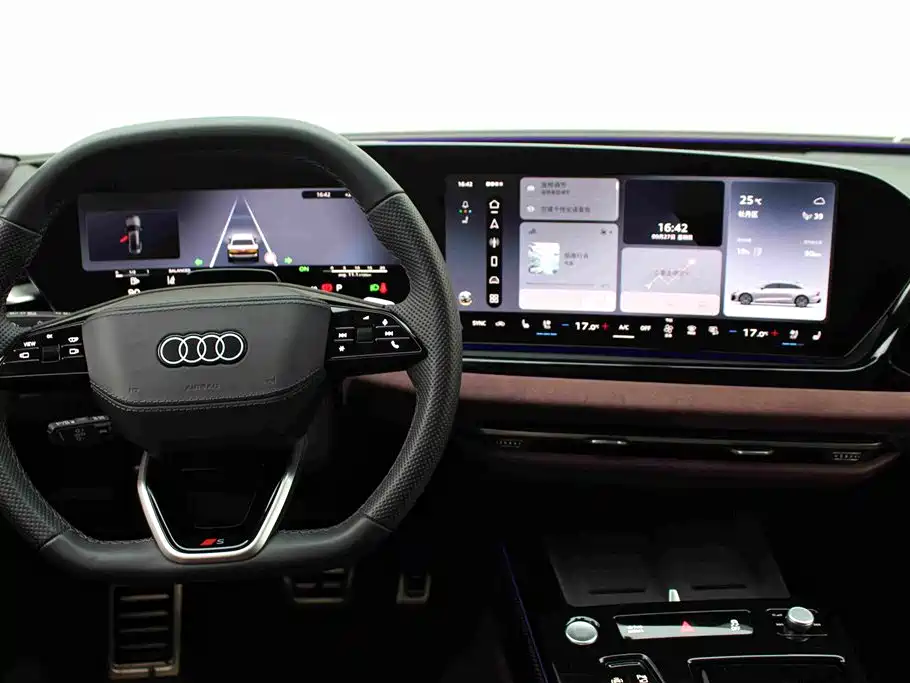 Audi A6L — фото 8